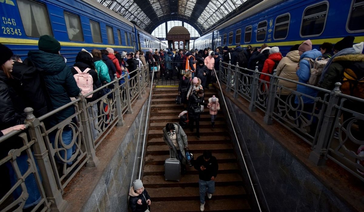 Scant progress evacuating Ukrainian civilians